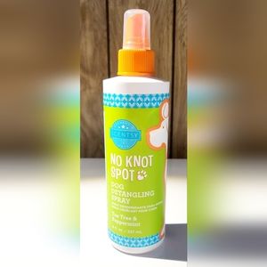 Scentsy No Knot Detangling Spray for dogs. Tea Tree & Peppermint